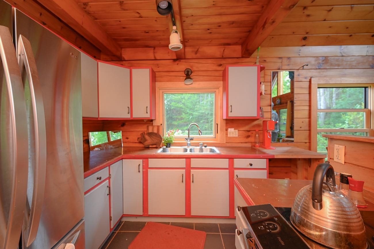 66 Ledge Farm Road Nottingham, NH 03290 - Photo 8 of 27