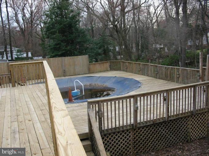 7910 Belgaro Road Laurel, MD 20723 - Photo 26 of 30 Swimming Pool