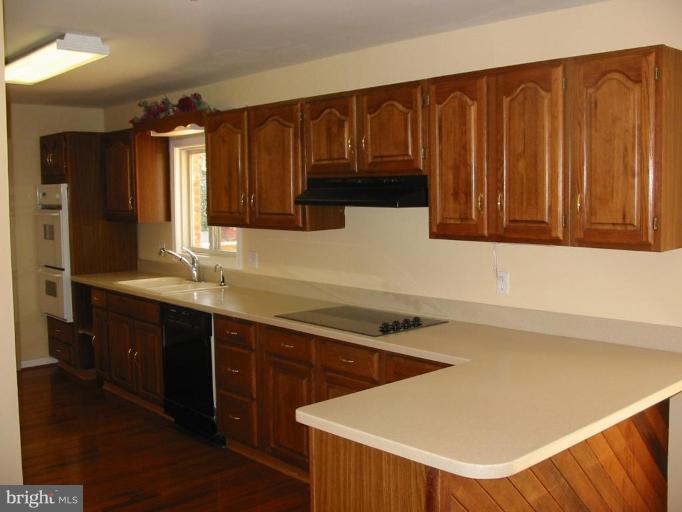 7910 Belgaro Road Laurel, MD 20723 - Photo 5 of 30 Kitchen