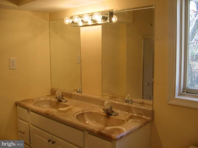 7910 Belgaro Road Laurel, MD 20723 - Photo 9 of 30 Master Bath