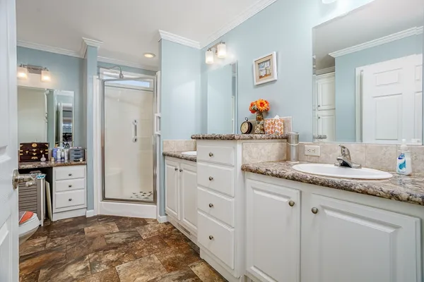 $440,000 | 141 Opal Lane, Gardner, MA 01440