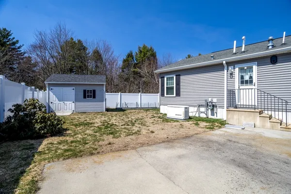 $440,000 | 141 Opal Lane, Gardner, MA 01440