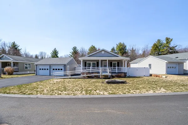$440,000 | 141 Opal Lane, Gardner, MA 01440