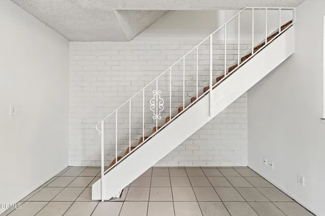 $375,000 | 701 Halyard Street, Port Hueneme, CA 93041