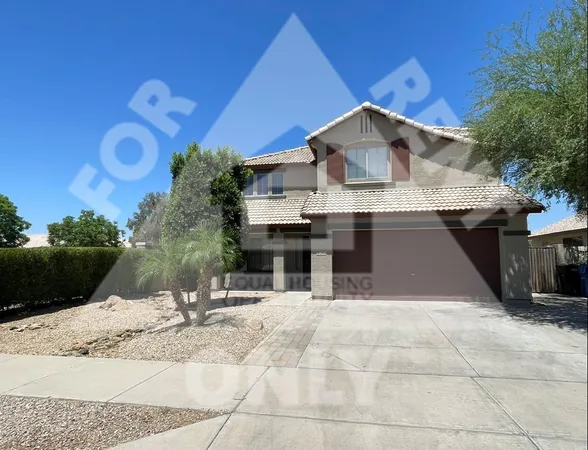 $2,400 | 2424 West St Kateri Drive, Phoenix, AZ 85041