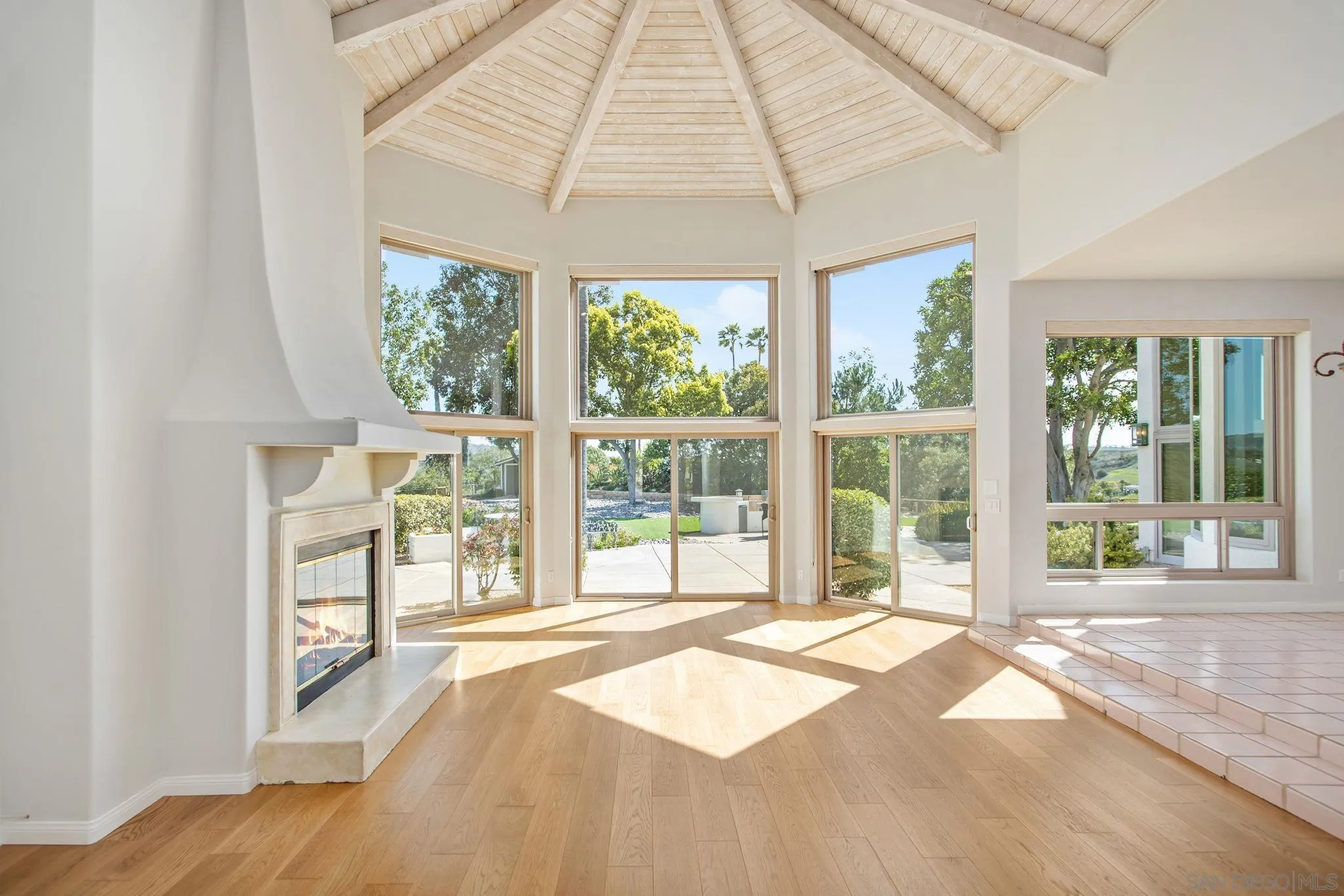 4489 Fallsbrae Road Fallbrook, CA 92028 - Photo 4 of 46 a bedroom with a bed and a large window with outer view