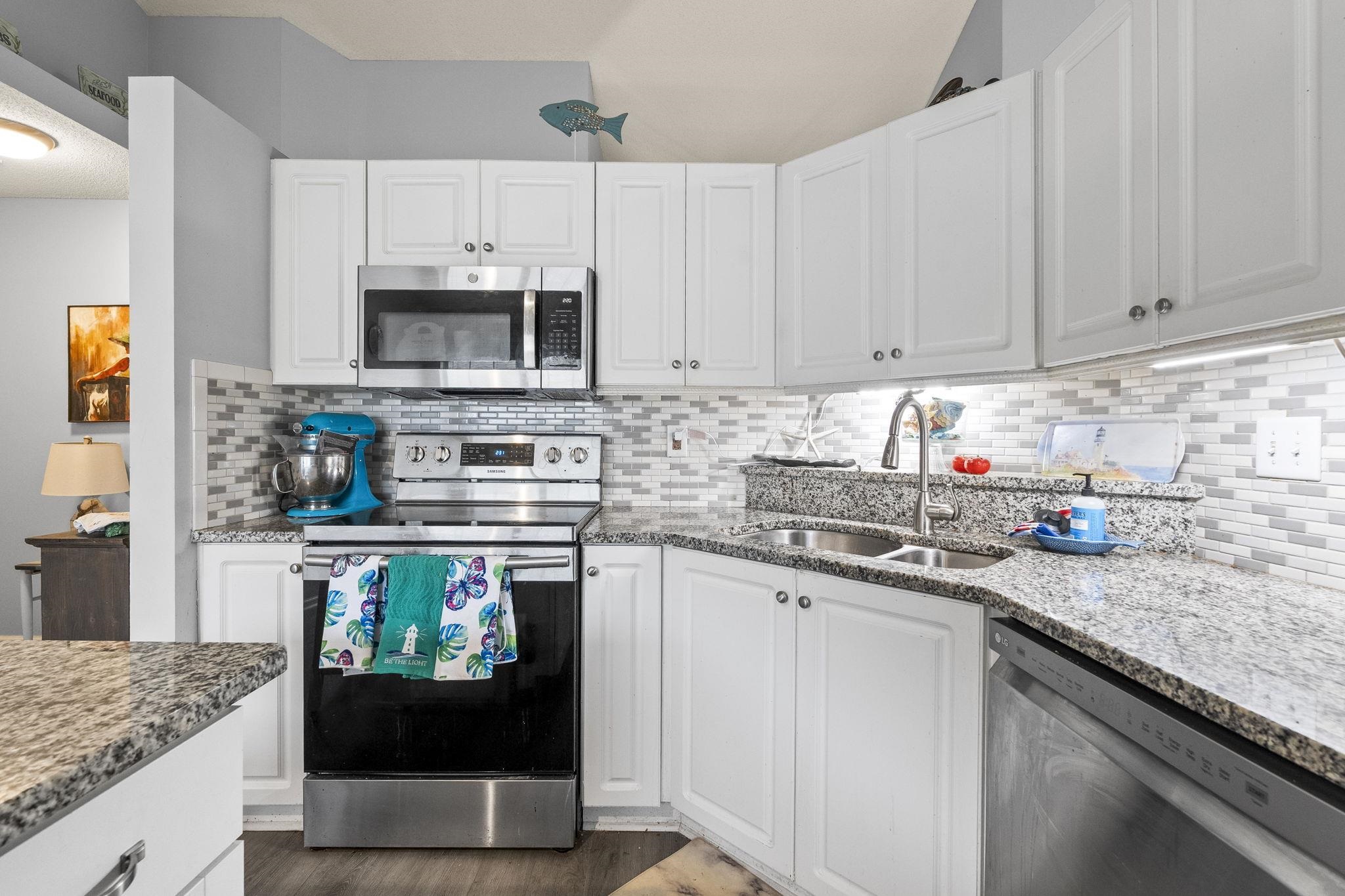 353 Worthington Circle Myrtle Beach, SC 29588 - Photo 12 of 40