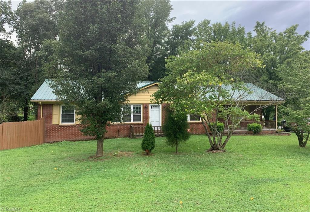 303 Owens Road Lexington, NC 27292 - Photo 2 of 19 Gallery Image 2