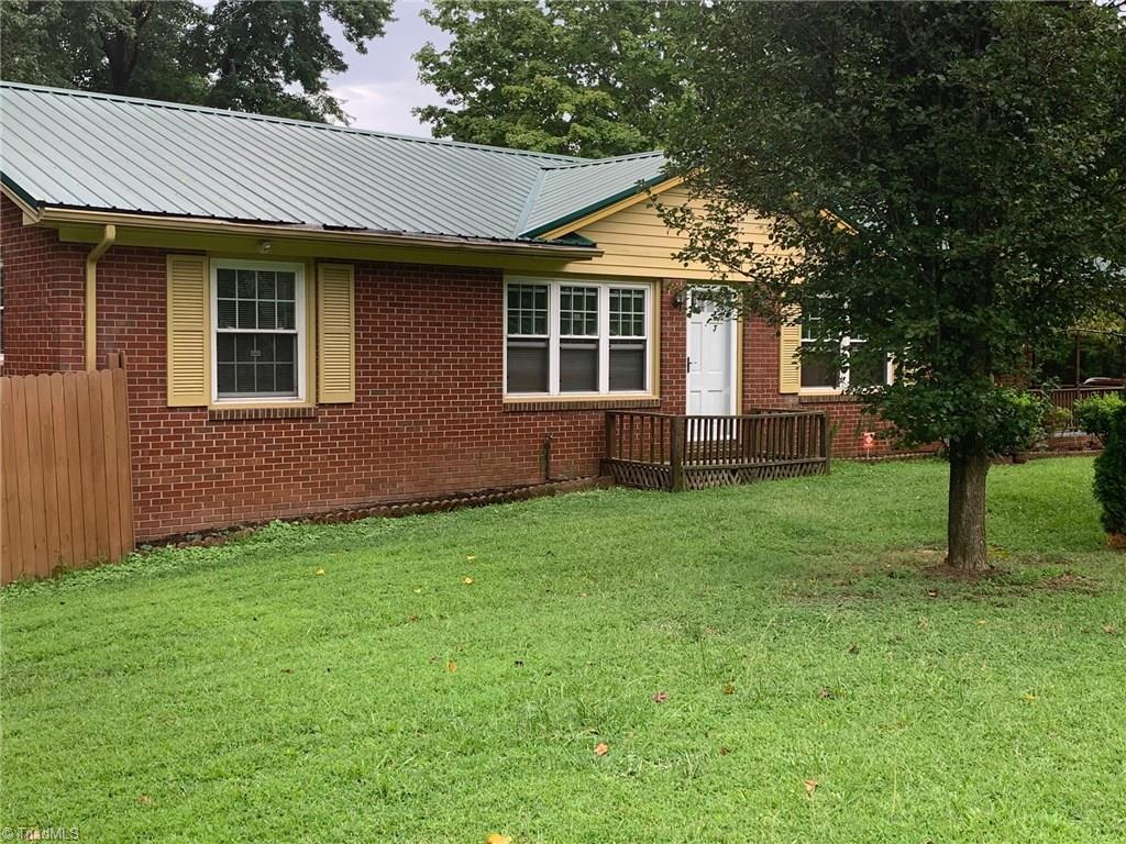 303 Owens Road Lexington, NC 27292 - Photo 3 of 19 Gallery Image 3