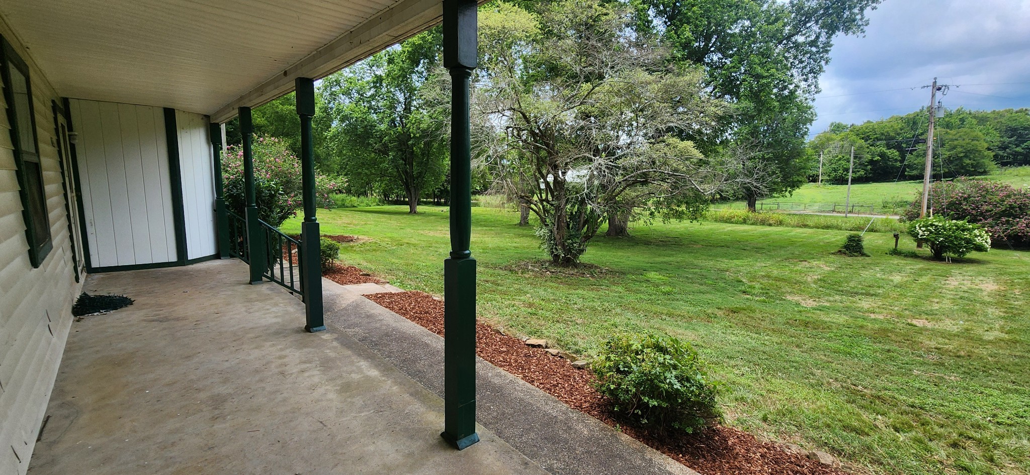 2877 Bryant Road Culleoka, TN 38451 - Photo 3 of 25