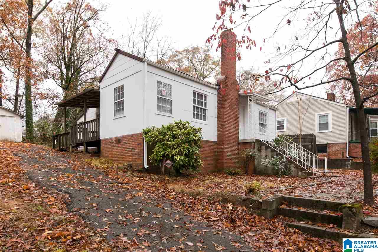 220 Ridgeway Road Bessemer, AL 35023 - Photo 4 of 37