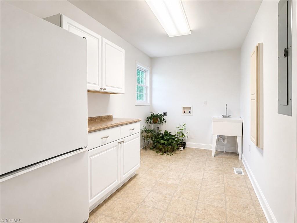 858 George Murphy Road Winston-Salem, NC 27107 - Photo 13 of 23