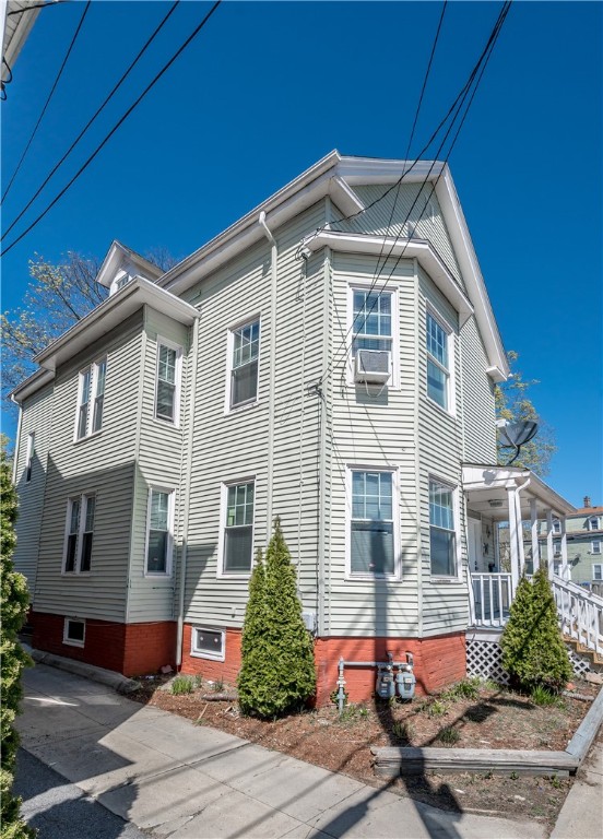 303 Bucklin Street Providence, RI 02907 - Photo 3 of 22