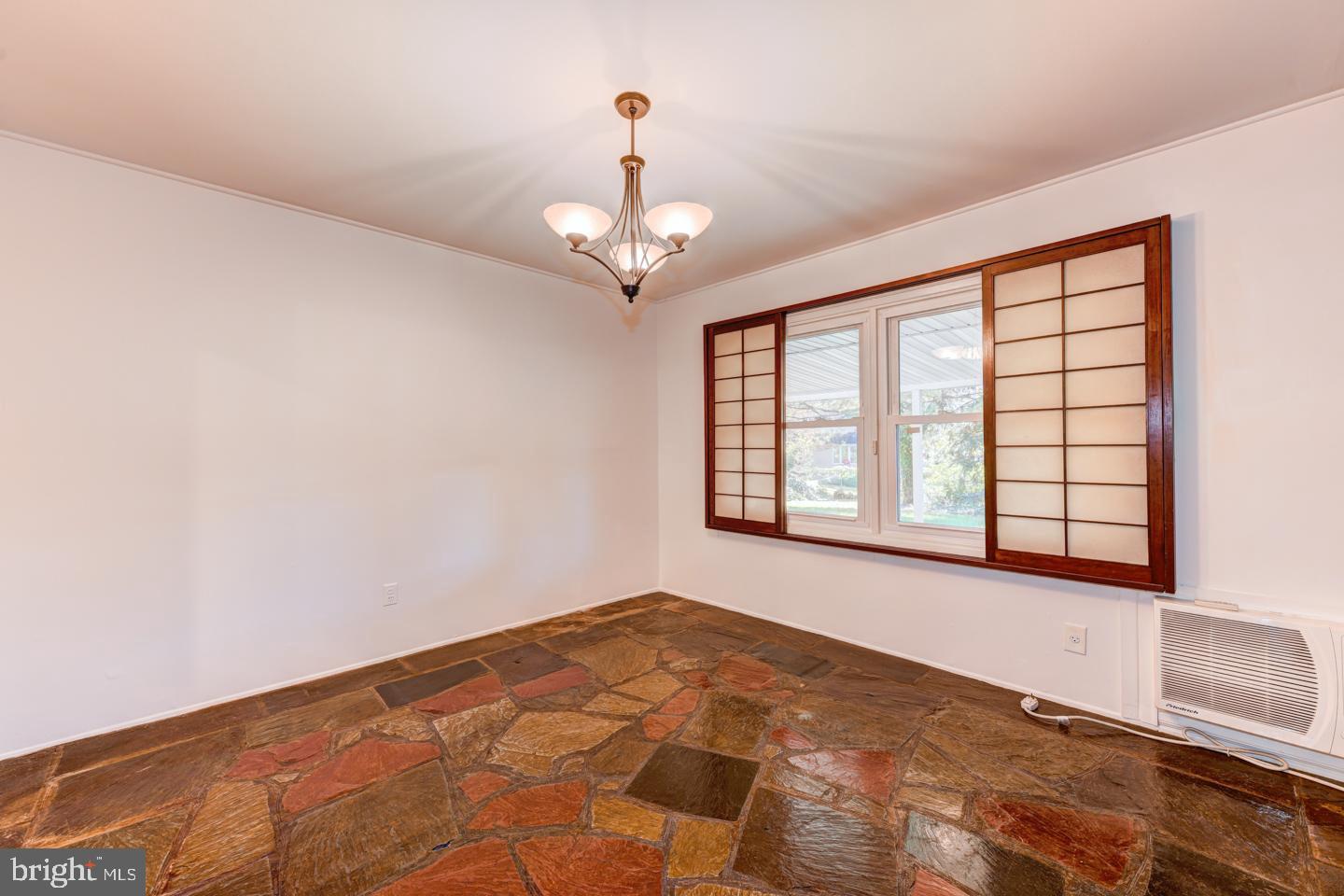 84 Sweetgum Road Levittown, PA 19056 - Photo 11 of 36 Gallery Image 11