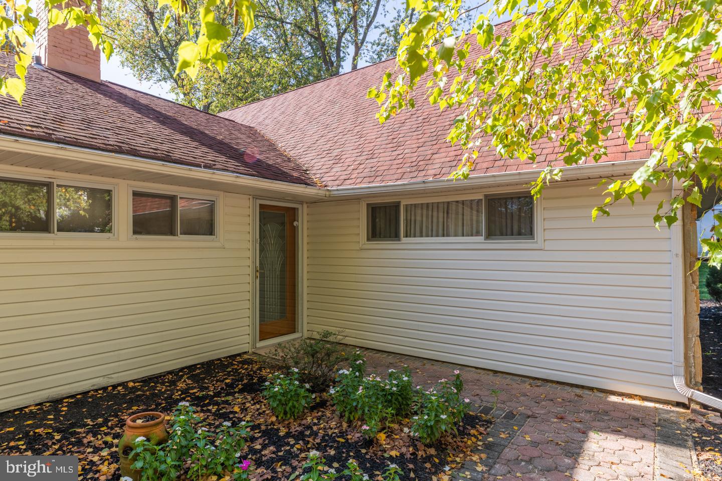 84 Sweetgum Road Levittown, PA 19056 - Photo 3 of 36 Gallery Image 3
