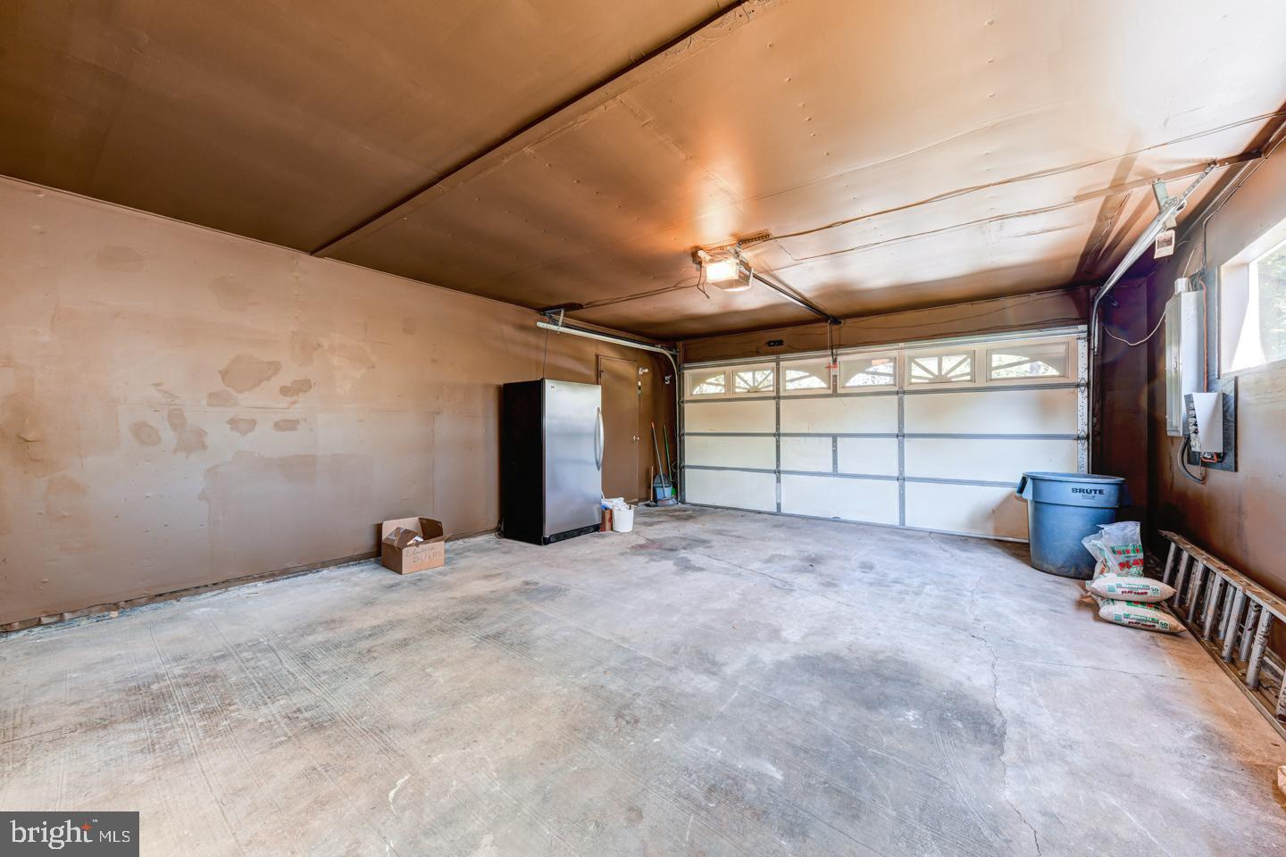 84 Sweetgum Road Levittown, PA 19056 - Photo 30 of 36 Gallery Image 30