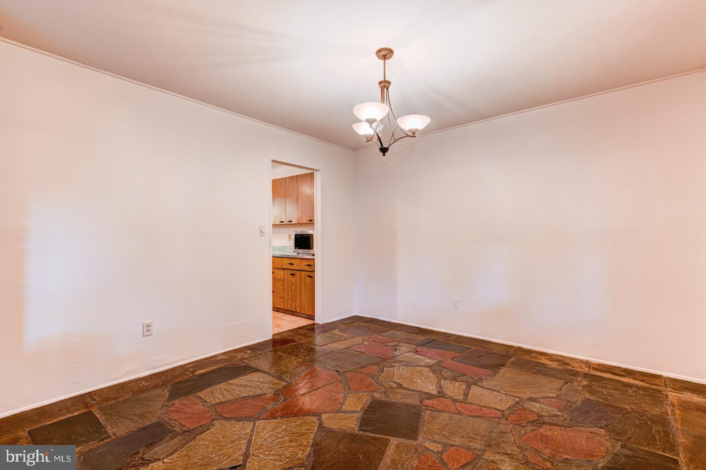 84 Sweetgum Road Levittown, PA 19056 - Photo 10 of 36 Gallery Image 10