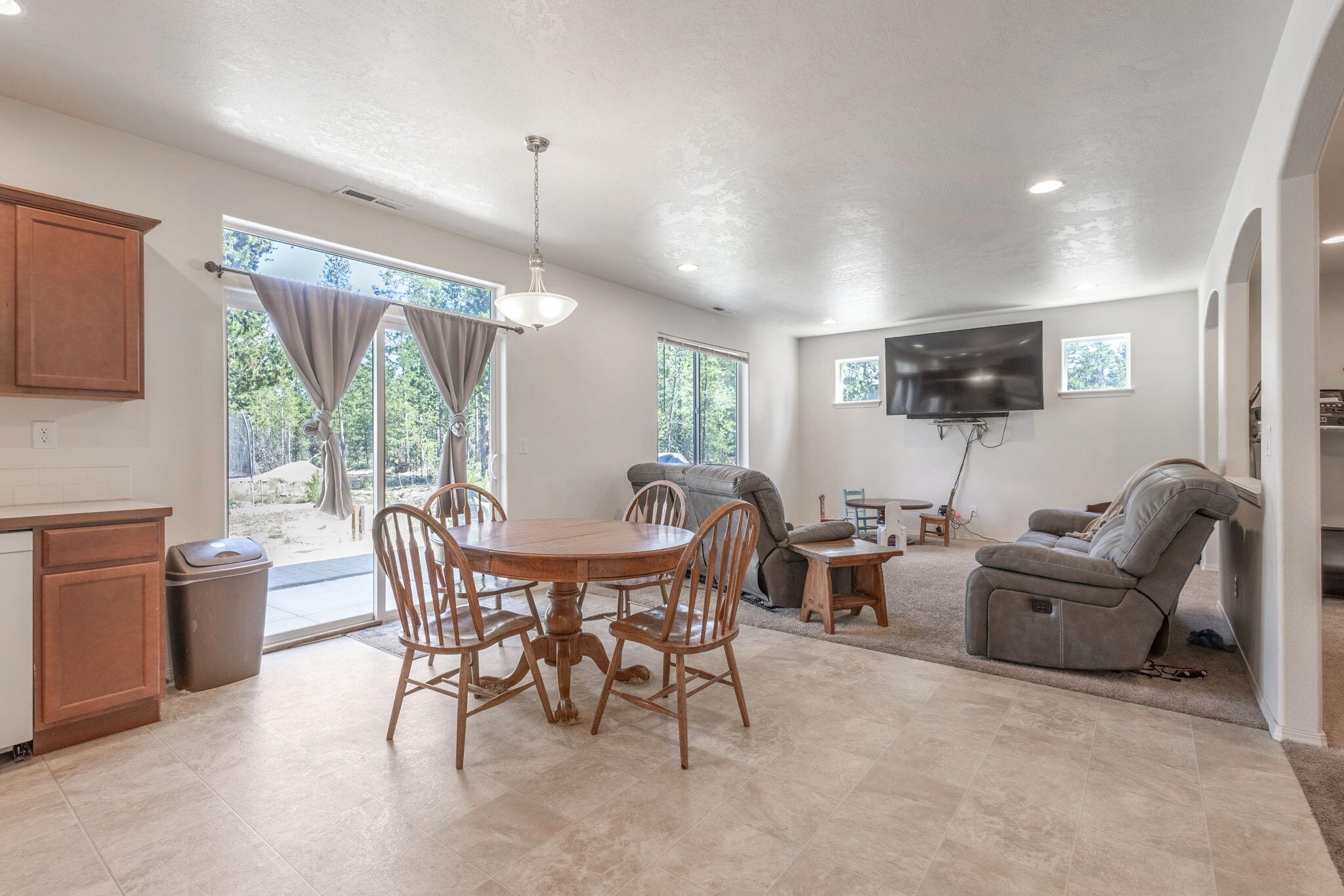 53090 Day Road La Pine, OR 97739 - Photo 11 of 34 9-web-or-mls-09