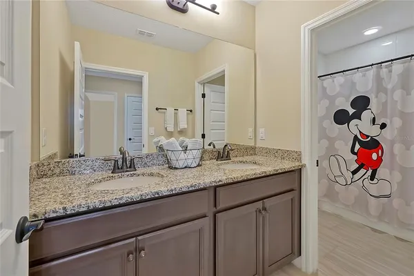$1,374,900 | 9827 Beach Port Drive, Winter Garden, FL 34787