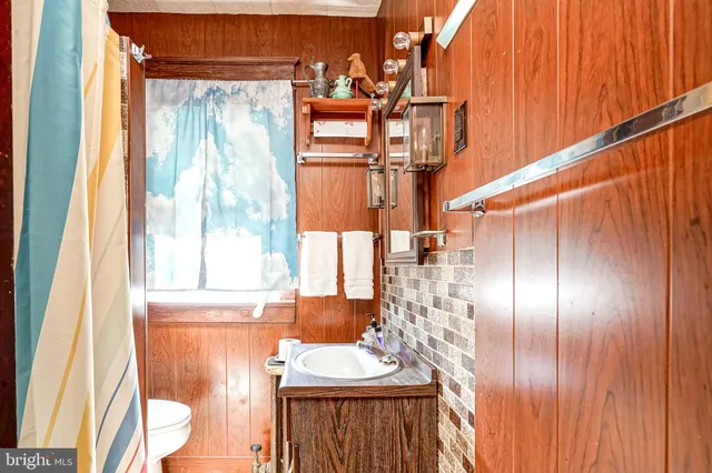 $169,000 | 76 Chestnut Street, Elmer, NJ 08318