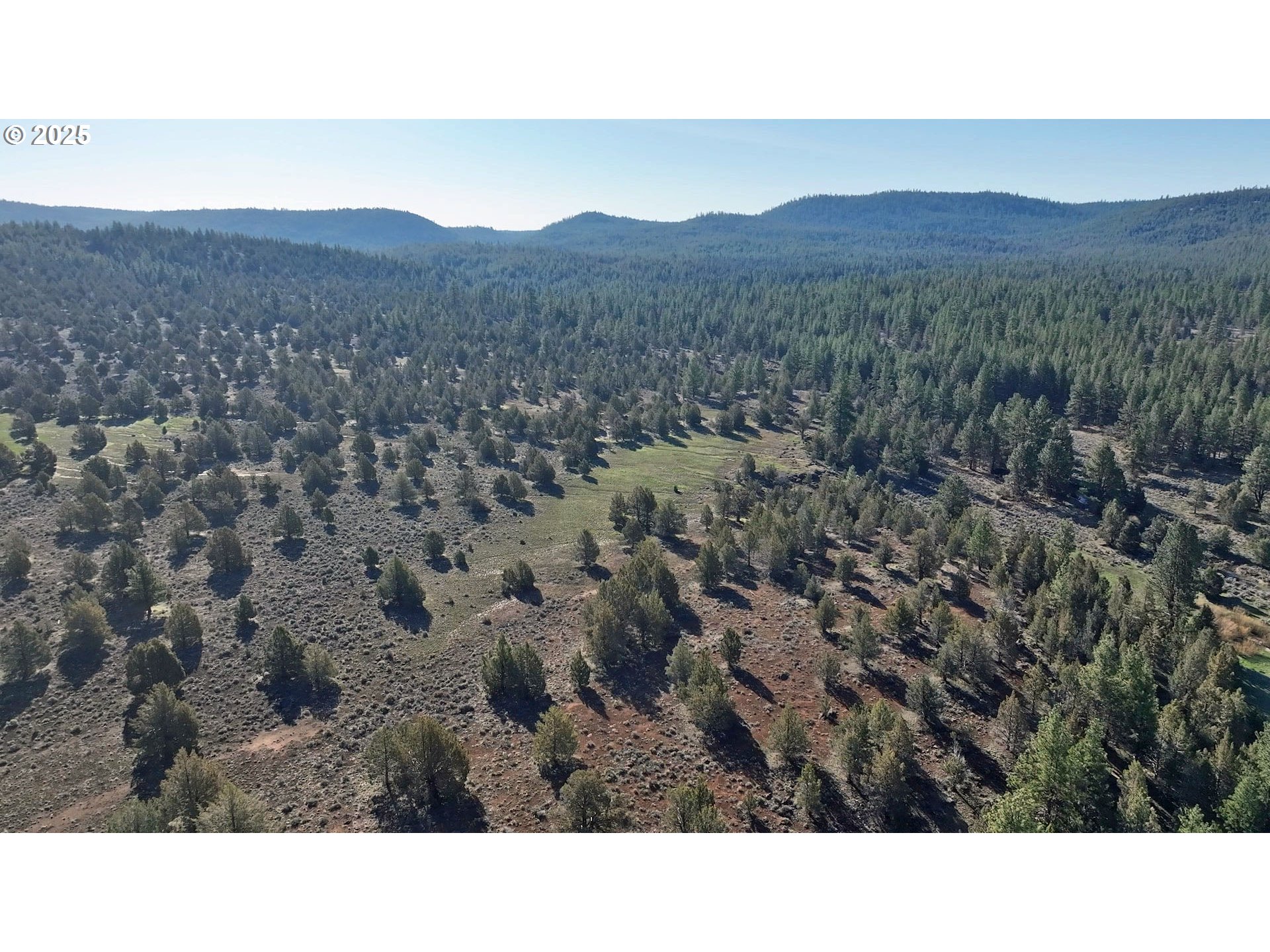 Yellow Jacket Spring Road, Unit L200 Beatty, OR 97621 - Photo 17 of 20 a black and white photo of a house
