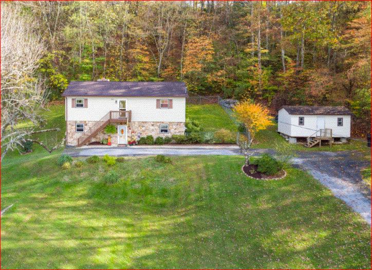 668 V I Ranch Road Bristol, TN 37620 - Photo 1 of 25 668 pic