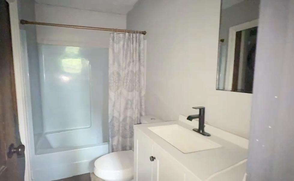 128 Roberts Hill Road Claremont, NH 03743 - Photo 4 of 18