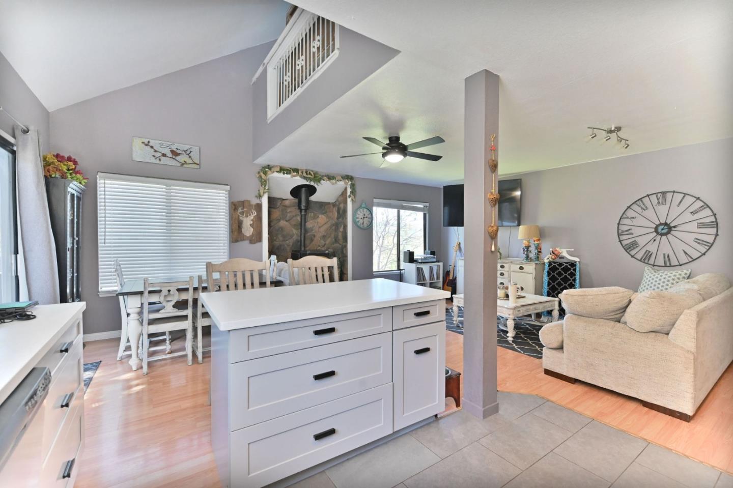 169 Snowberry Court Murphys, CA 95247 - Photo 4 of 61