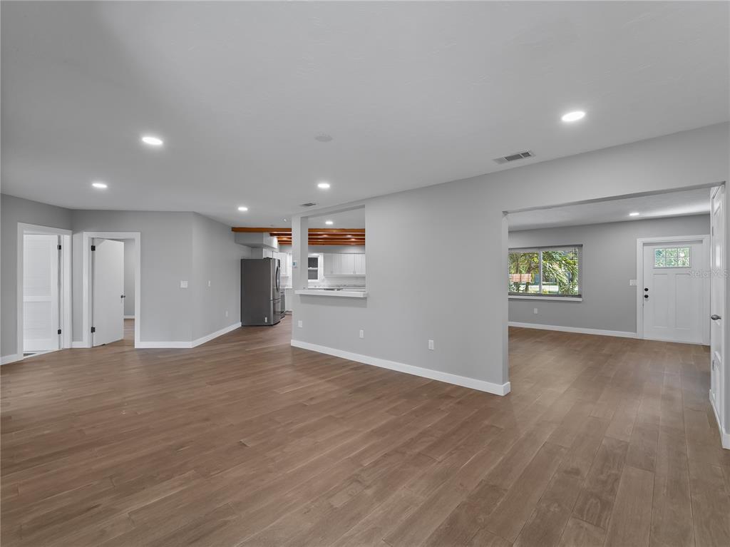 32 Bay Avenue Osprey, FL 34229 - Photo 12 of 48