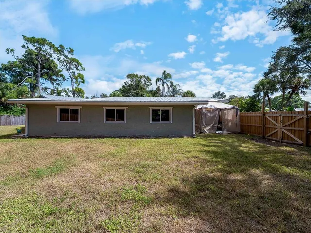 $479,000 | 32 Bay Avenue, Osprey, FL 34229