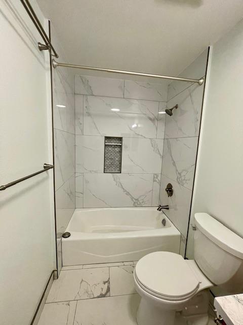 30 East Julian Street, Unit 201 San Jose, CA 95112 - Photo 20 of 25 a bathroom with a toilet and a shower