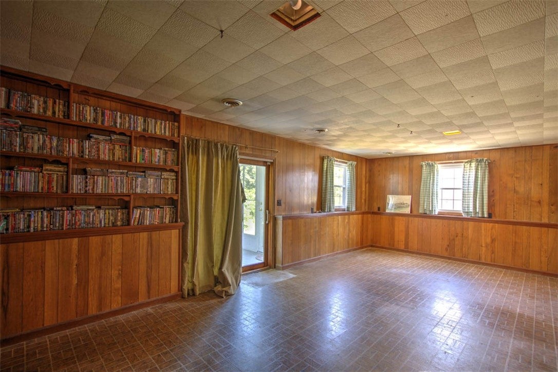 2130 Gary Court Decatur, IL 62526 - Photo 14 of 36 Gallery Image 14