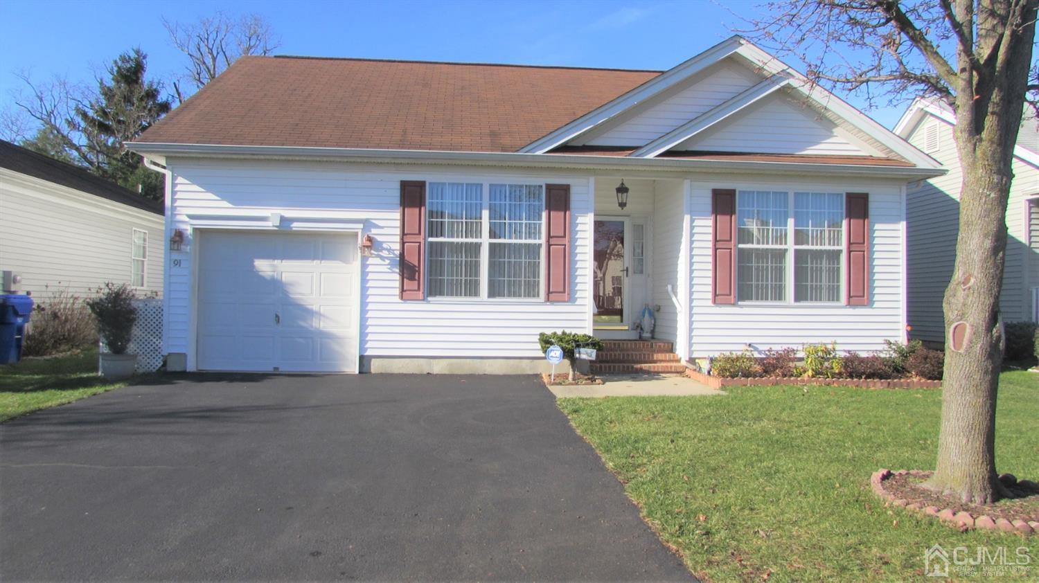 91 Wordsworth Road Brick, NJ 08724 - Photo 2 of 41 front view of a house with a yard