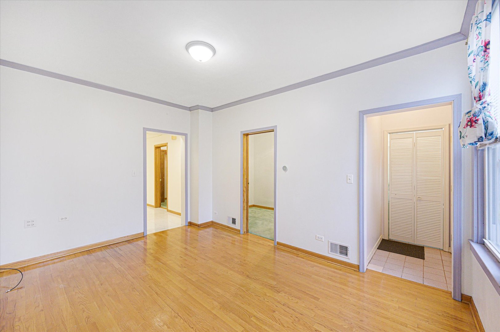 3338 South Bell Avenue Chicago, IL 60608 - Photo 4 of 11