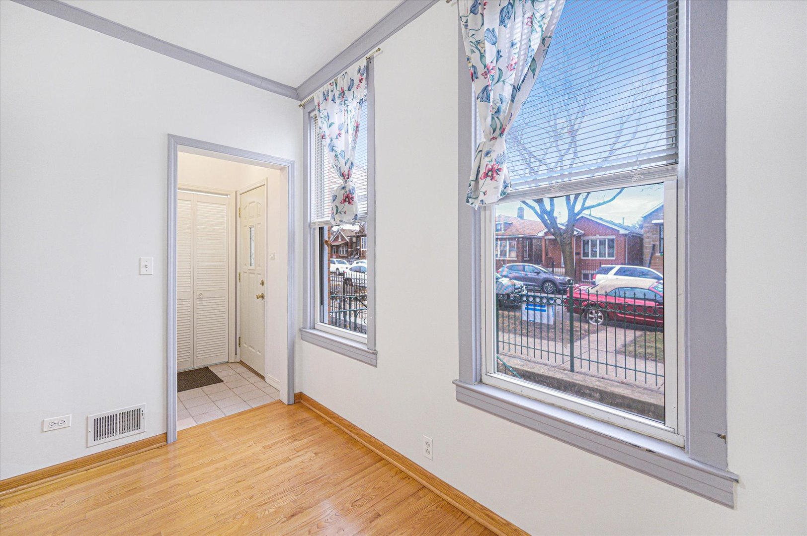 3338 South Bell Avenue Chicago, IL 60608 - Photo 5 of 11