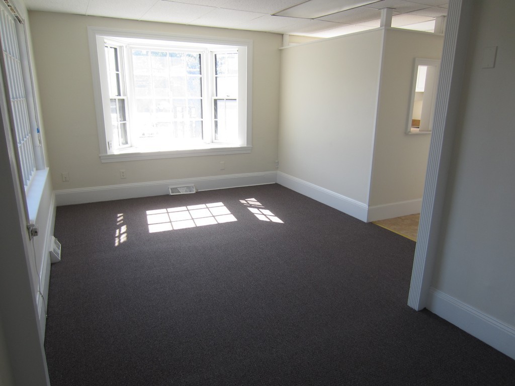 4 Wellesley Road Natick, MA 01760 - Photo 3 of 7
