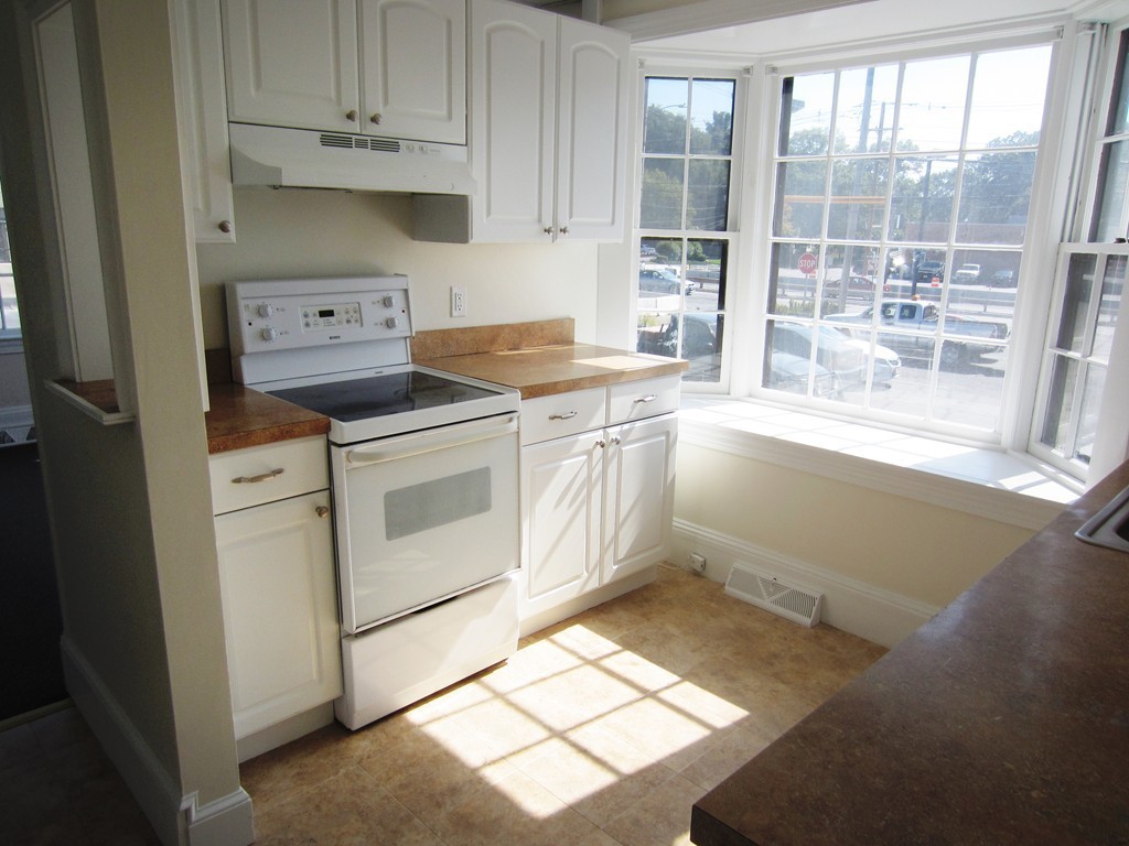 4 Wellesley Road Natick, MA 01760 - Photo 4 of 7