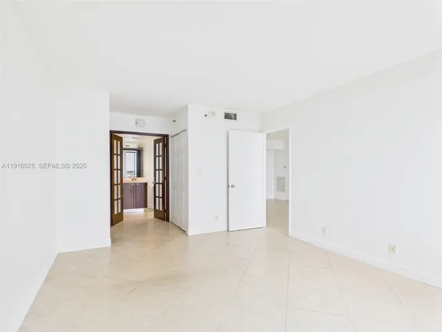 $2,600 | 3300 Northeast 192 Street, Unit 1202, Aventura, FL 33180