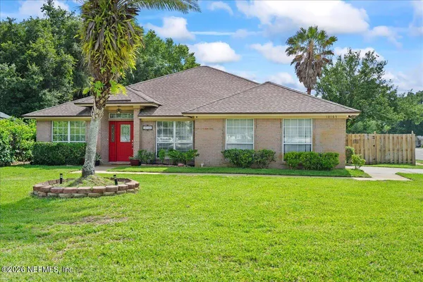 $374,500 | 10165 Fawn Lake Court, Jacksonville, FL 32256