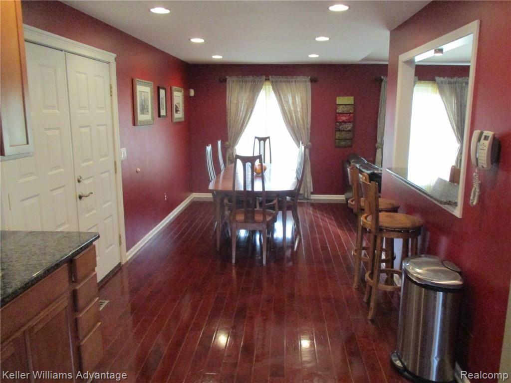 29911 High Valley Road Farmington, MI 48331 - Photo 16 of 53 The inviting dining room viewed from the kitchen.