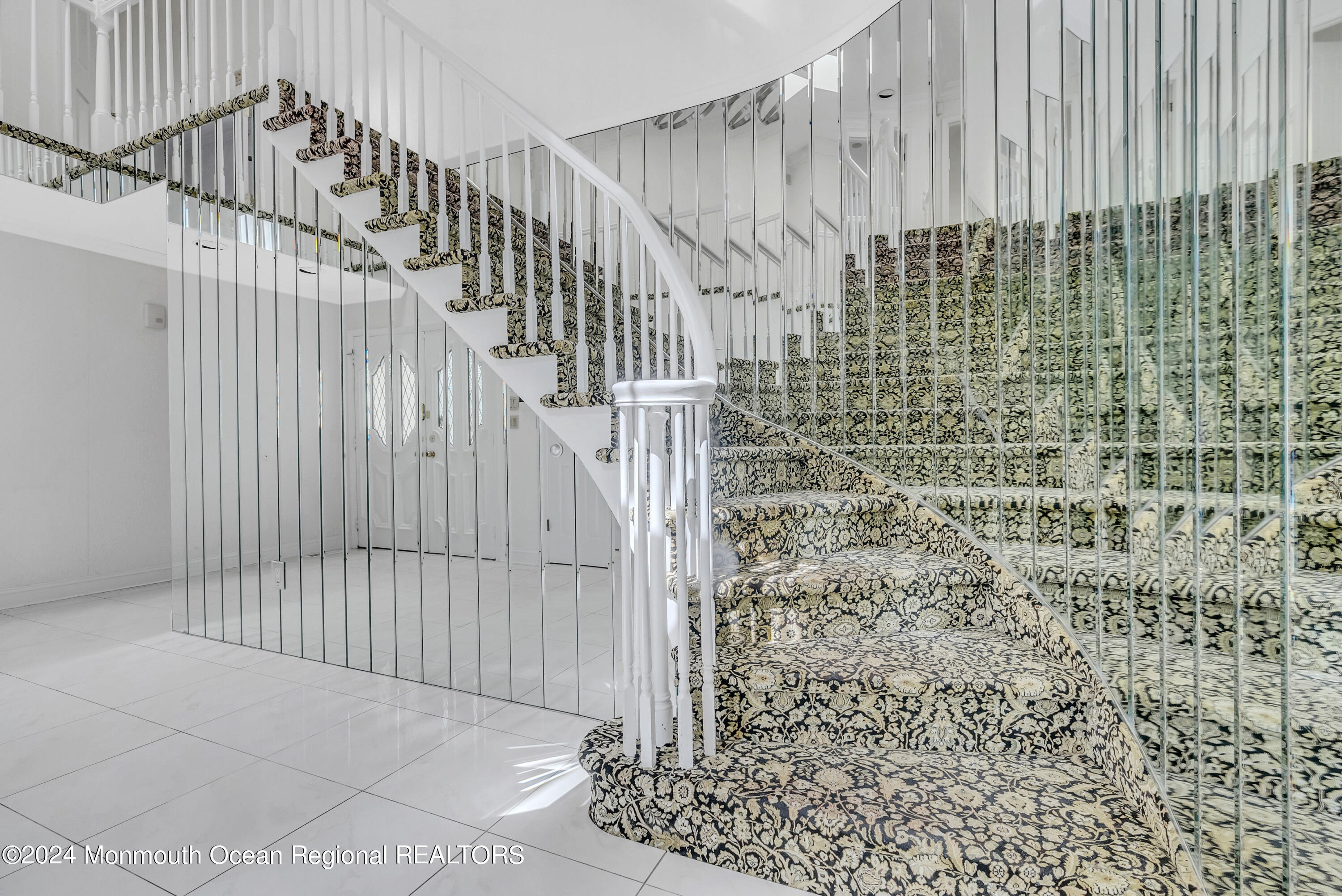 7 Decamp Court West Long Branch, NJ 07764 - Photo 8 of 32