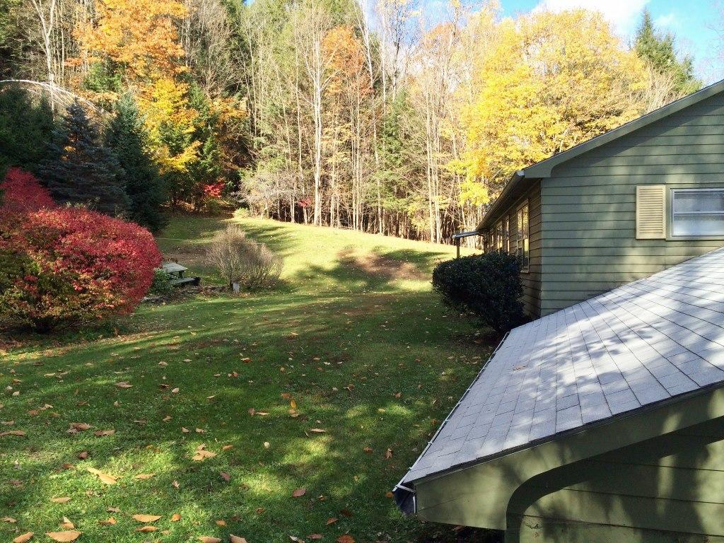 63 Cooper Street Springfield, VT 05156 - Photo 3 of 22