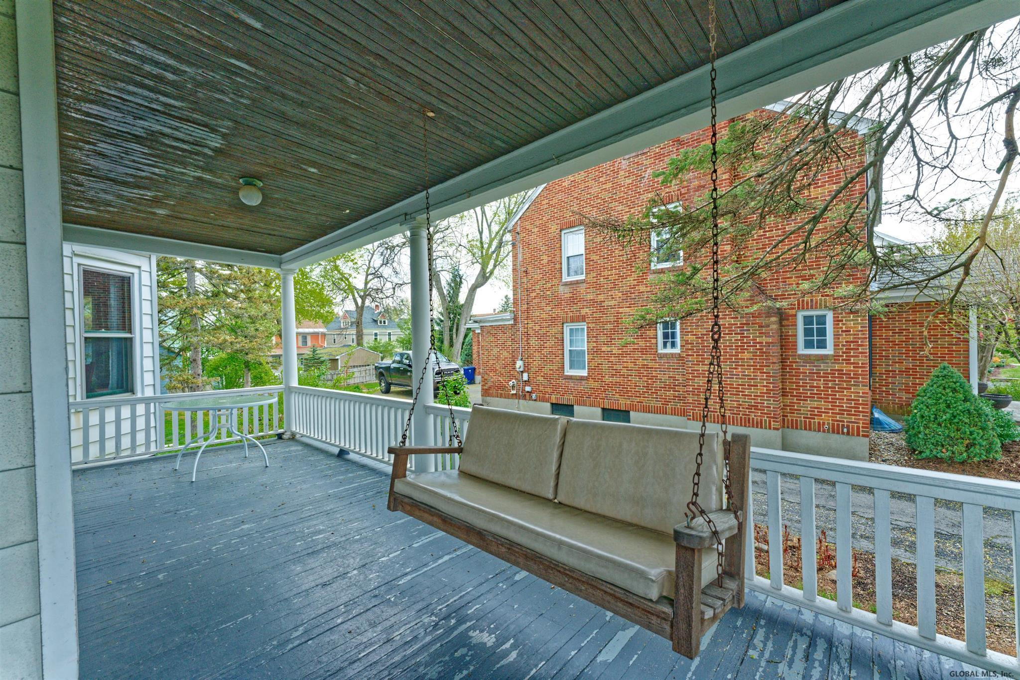 1541 Randolph Road Schenectady, NY 12308 - Photo 4 of 31 Photo 4
