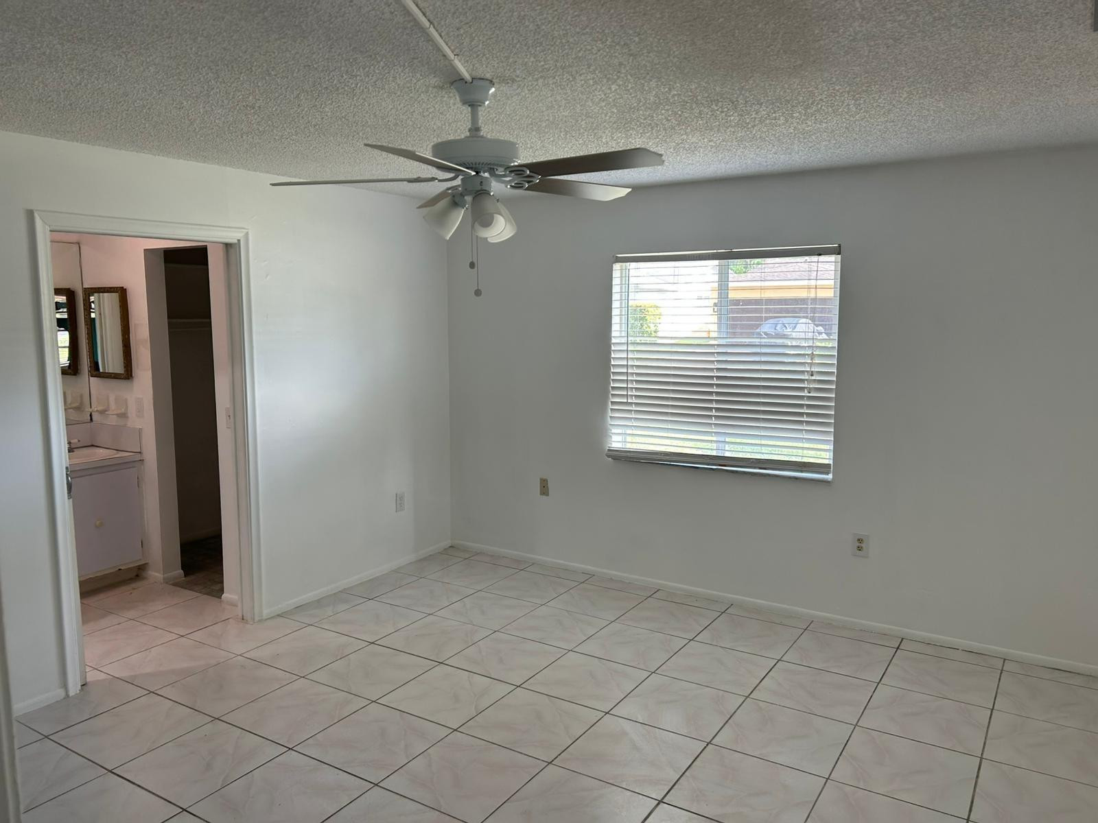 3405 Knolls Road Miramar, FL 33025 - Photo 2 of 5 Photo 2