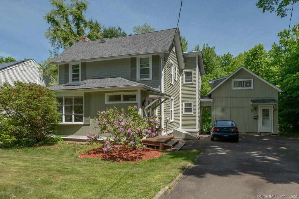 475 West Woods Road Hamden, CT 06518 - Photo 1 of 1 Front Yard