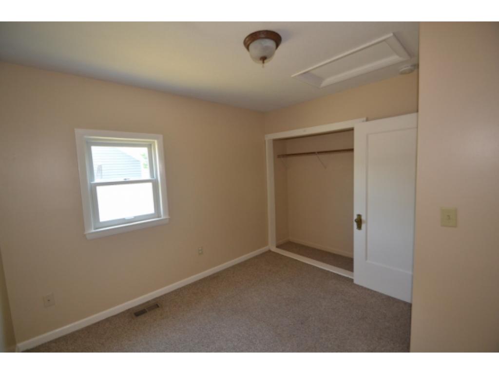 621 Corning Road Manchester, NH 03109 - Photo 14 of 27
