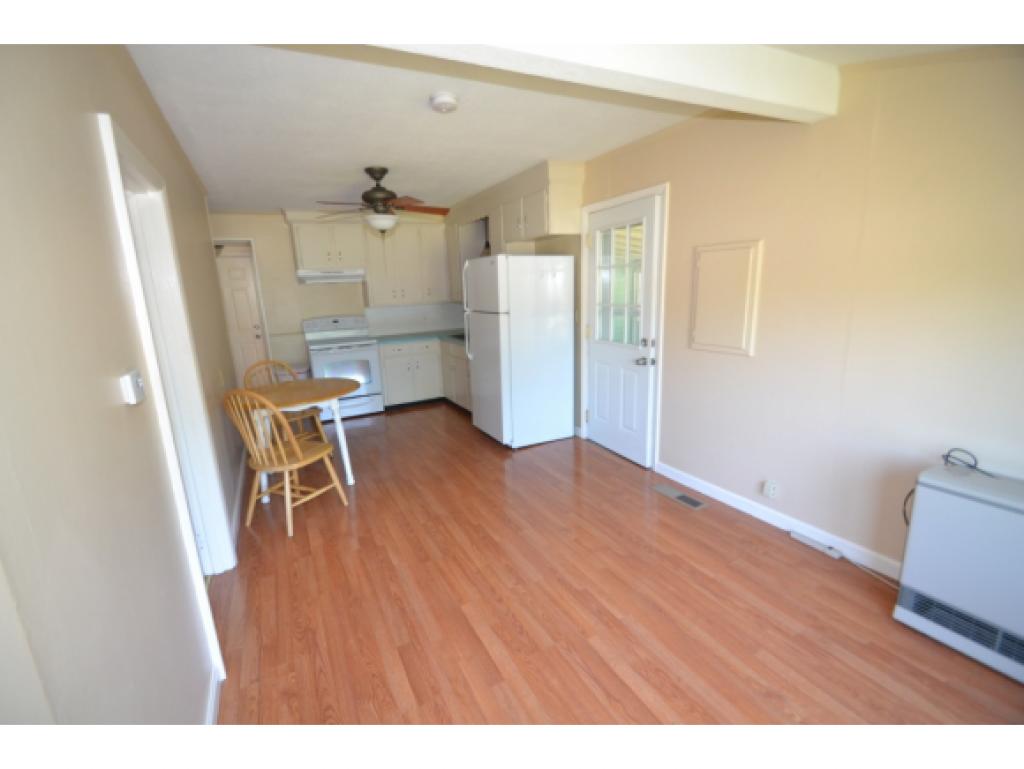 621 Corning Road Manchester, NH 03109 - Photo 5 of 27