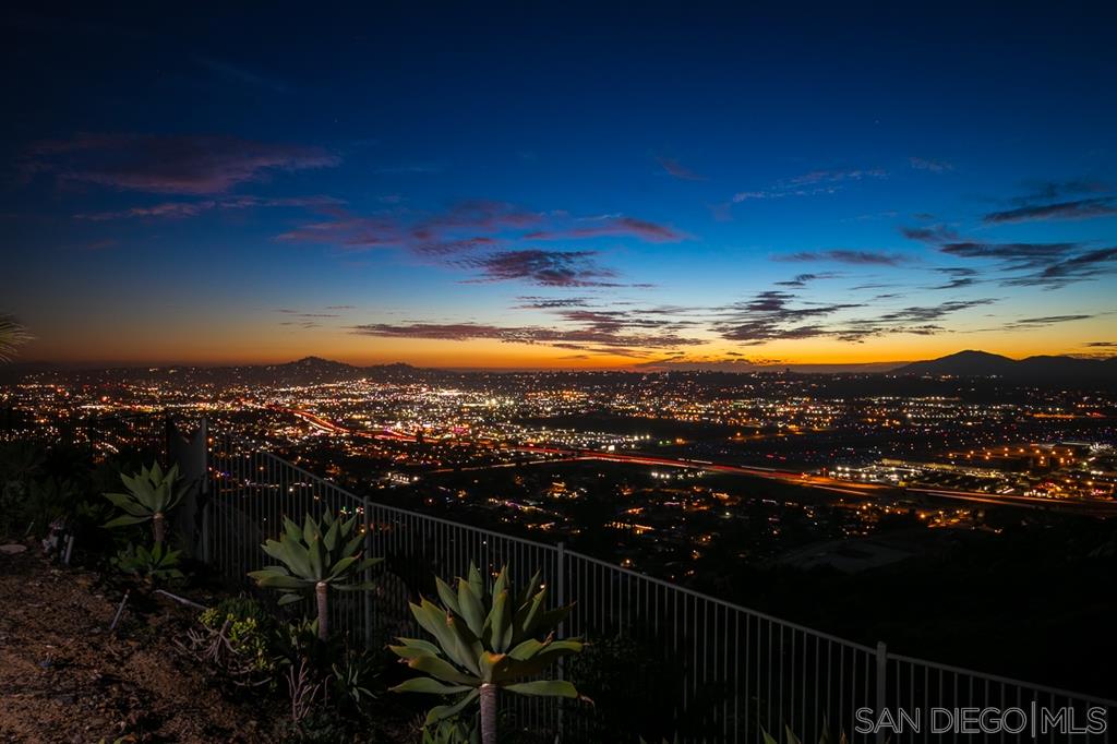 5174 Iris Street Santee, CA 92071 - Photo 3 of 25