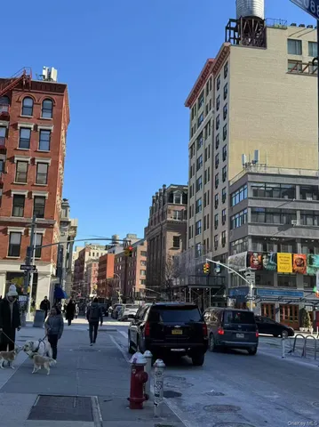 $6,180,000 | 141 Grand Street | SoHo