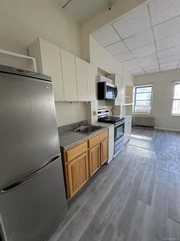 $6,180,000 | 141 Grand Street | SoHo